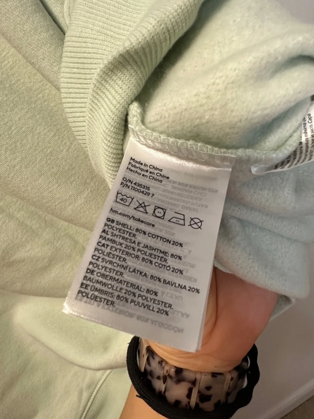 H&M Crewneck Oversized Bisous Graphic Print Long Length Mint Green Sweatshirt - Picture 7 of 8